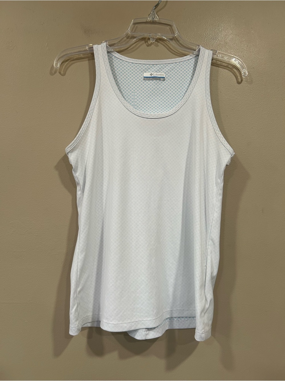 Columbia Women’s White Performance Tank Size Small